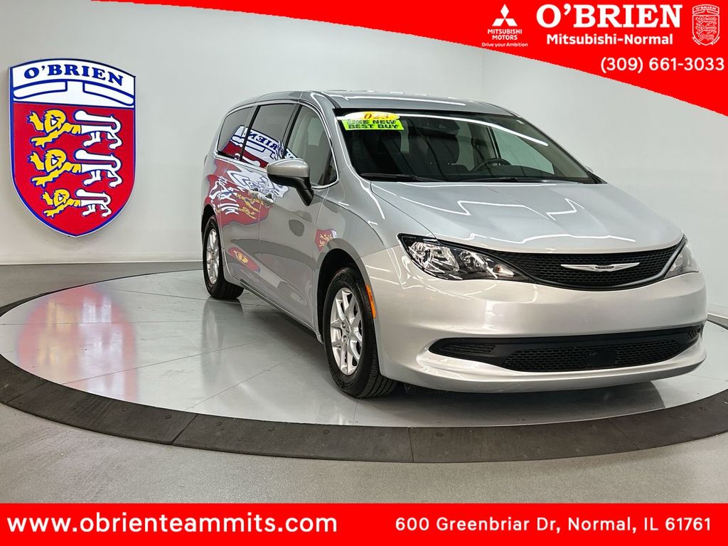 2023 Chrysler Voyager LX FWD