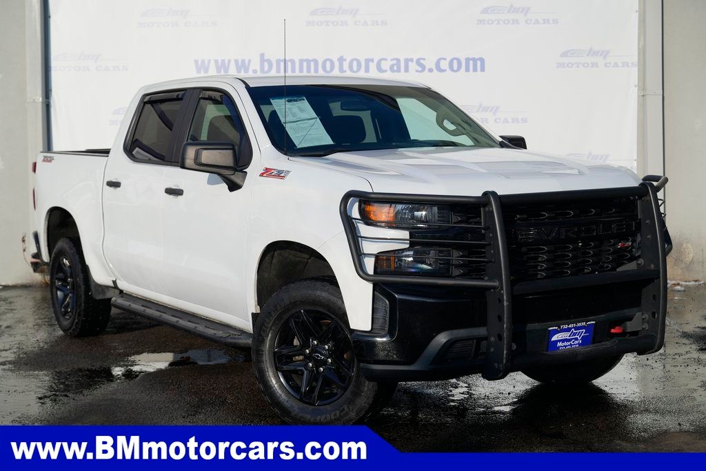 Summit White 2020 Chevrolet Silverado 1500 Pickup Truck Four-Wheel Drive 6-Speed Automatic Overdrive