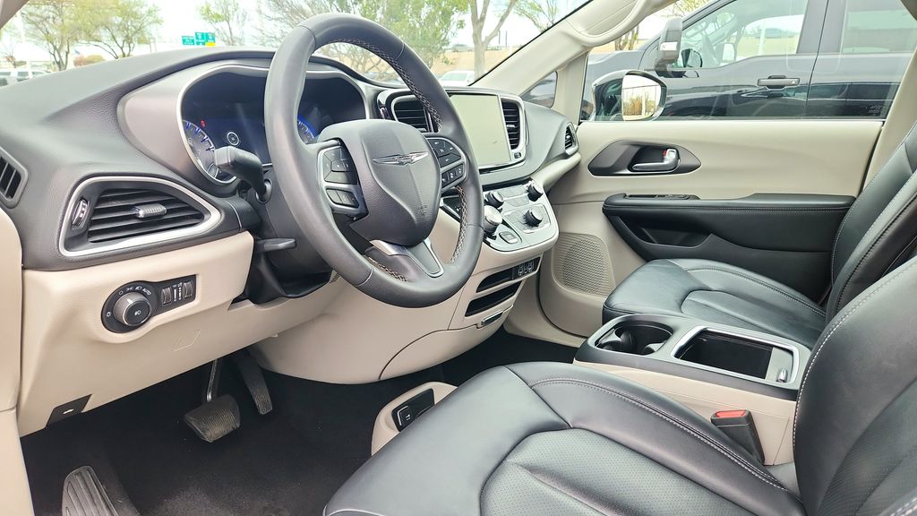 2024 Chrysler Pacifica