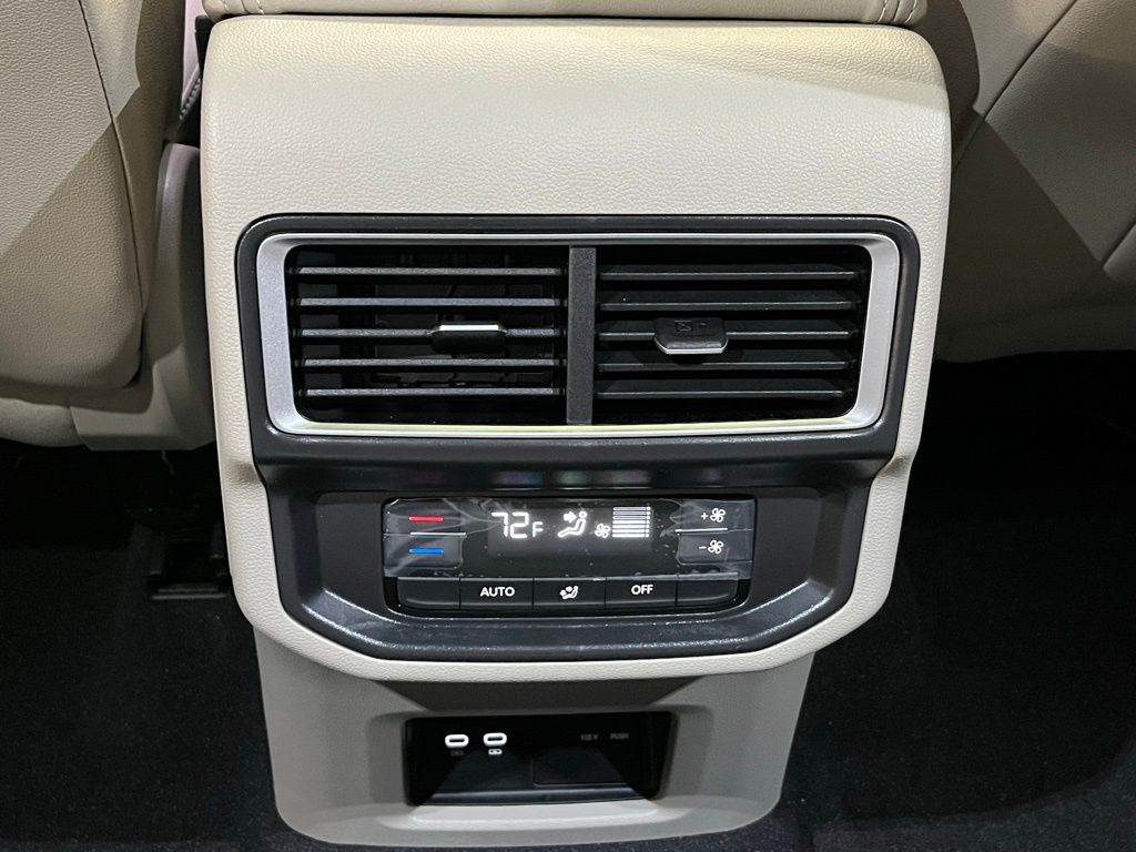 2026 Volkswagen Atlas SE w/Tech - Photo 25