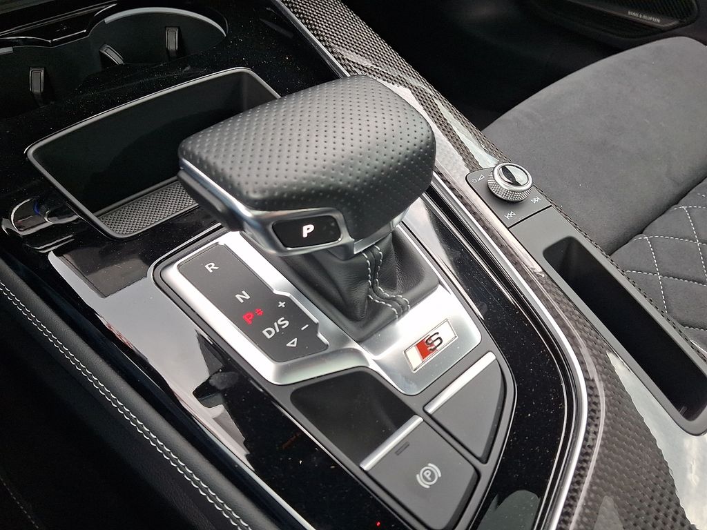 Thumbnail: 2022 Audi S5 - 15