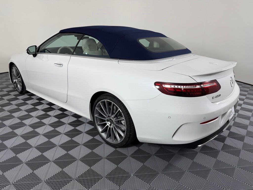 Thumbnail: 2023 Mercedes-Benz E-Class - 3