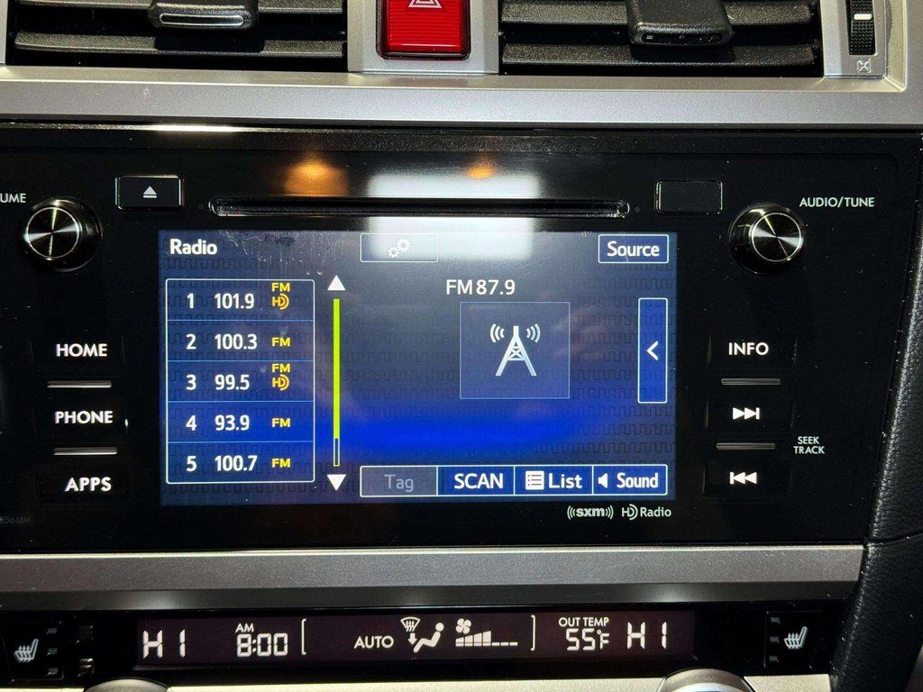 Used 2017 Crystal White Pearl Subaru 2.5i Premium image 5