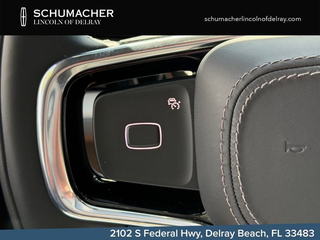 new 2026 Lincoln Navigator car, priced at $103,164