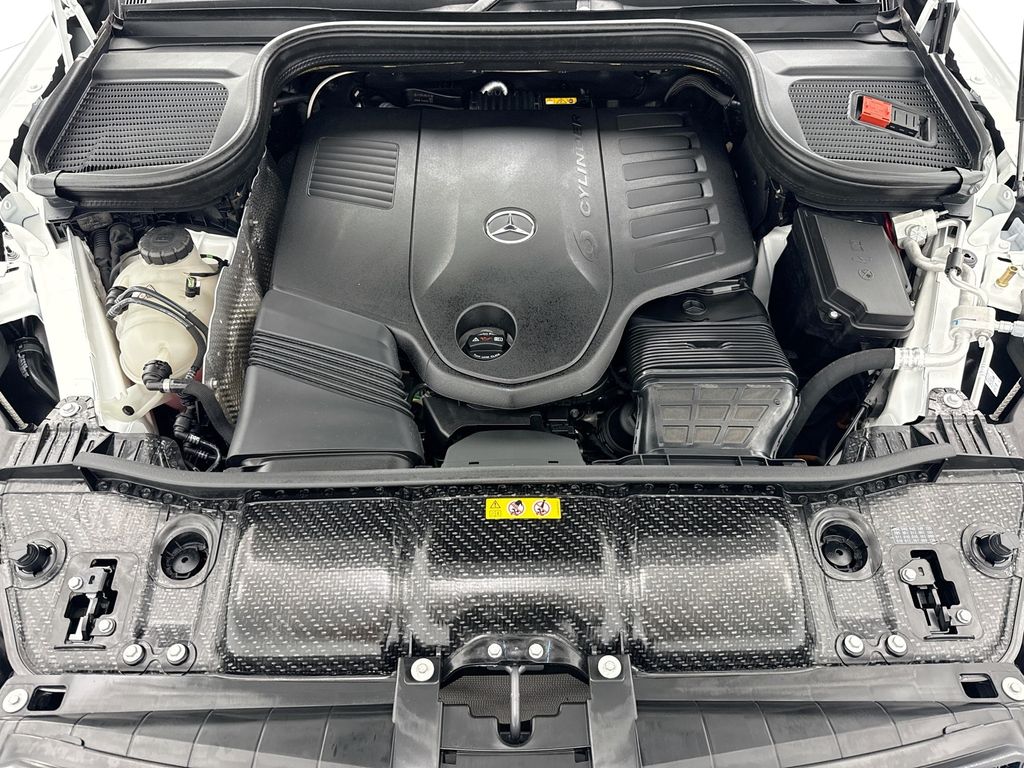 Thumbnail: 2025 Mercedes-Benz GLE - 28