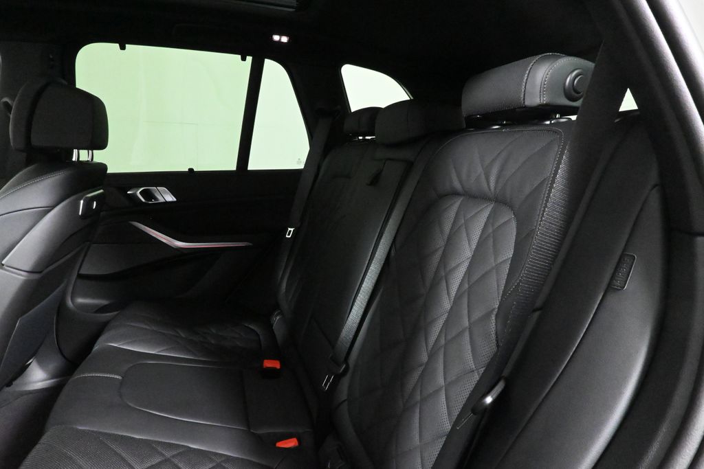 Thumbnail: 2026 BMW X5 - 4