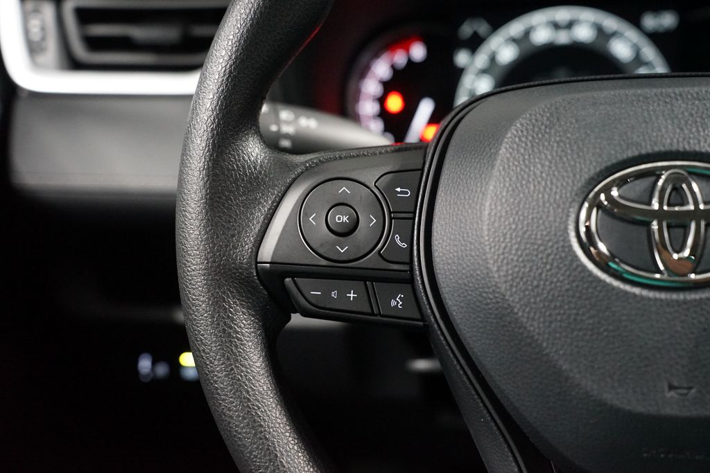 Thumbnail: 2025 Toyota RAV4 - 14