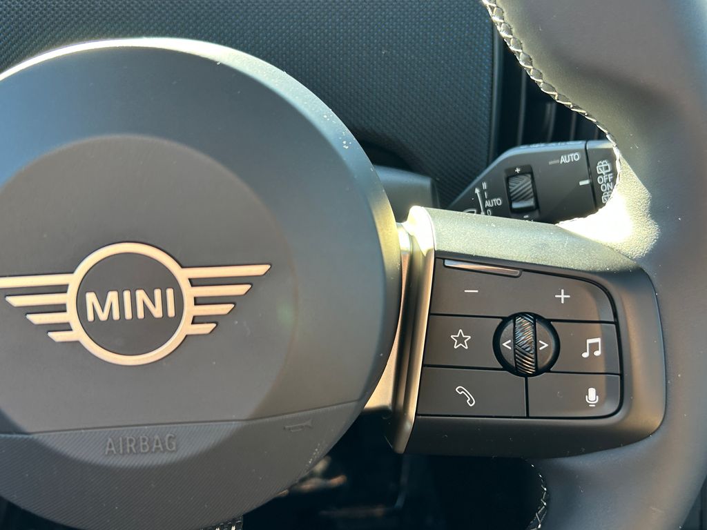 Thumbnail: 2025 MINI Cooper - 20