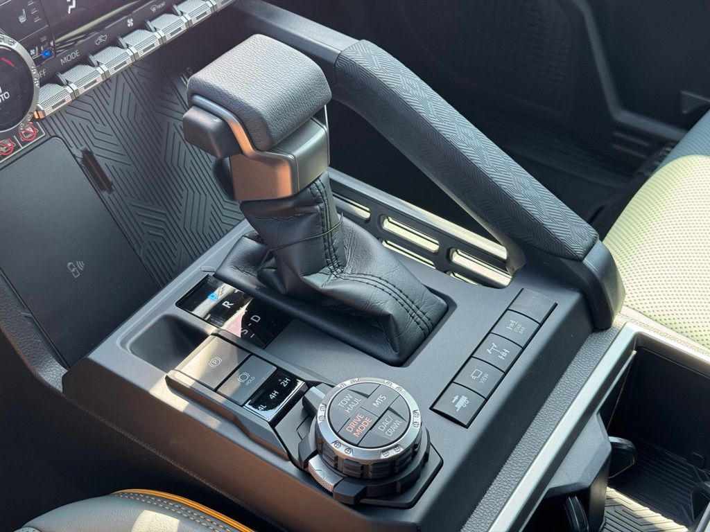 2025 Toyota Tacoma Trailhunter Double Cab photo 30