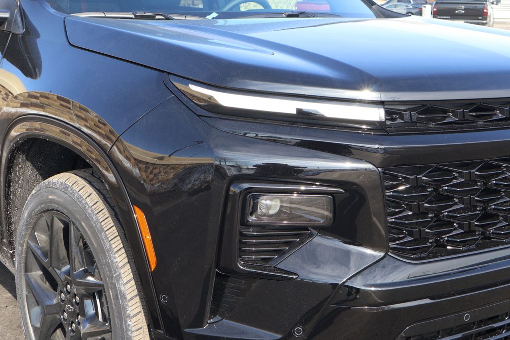 Thumbnail: 2026 Chevrolet Traverse - 3