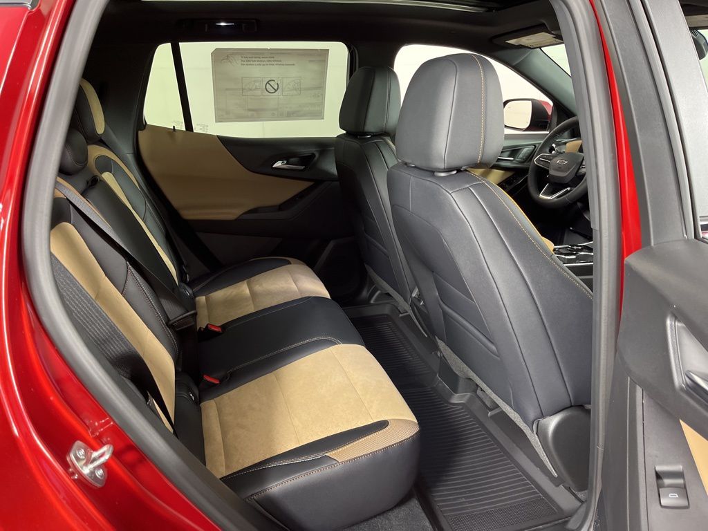 Thumbnail: 2026 Chevrolet Equinox - 13