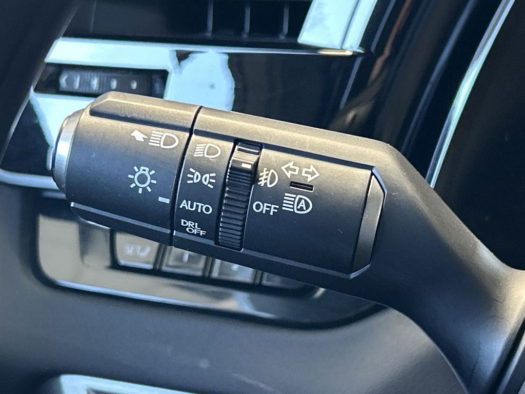 Thumbnail: 2025 Lexus RX - 28
