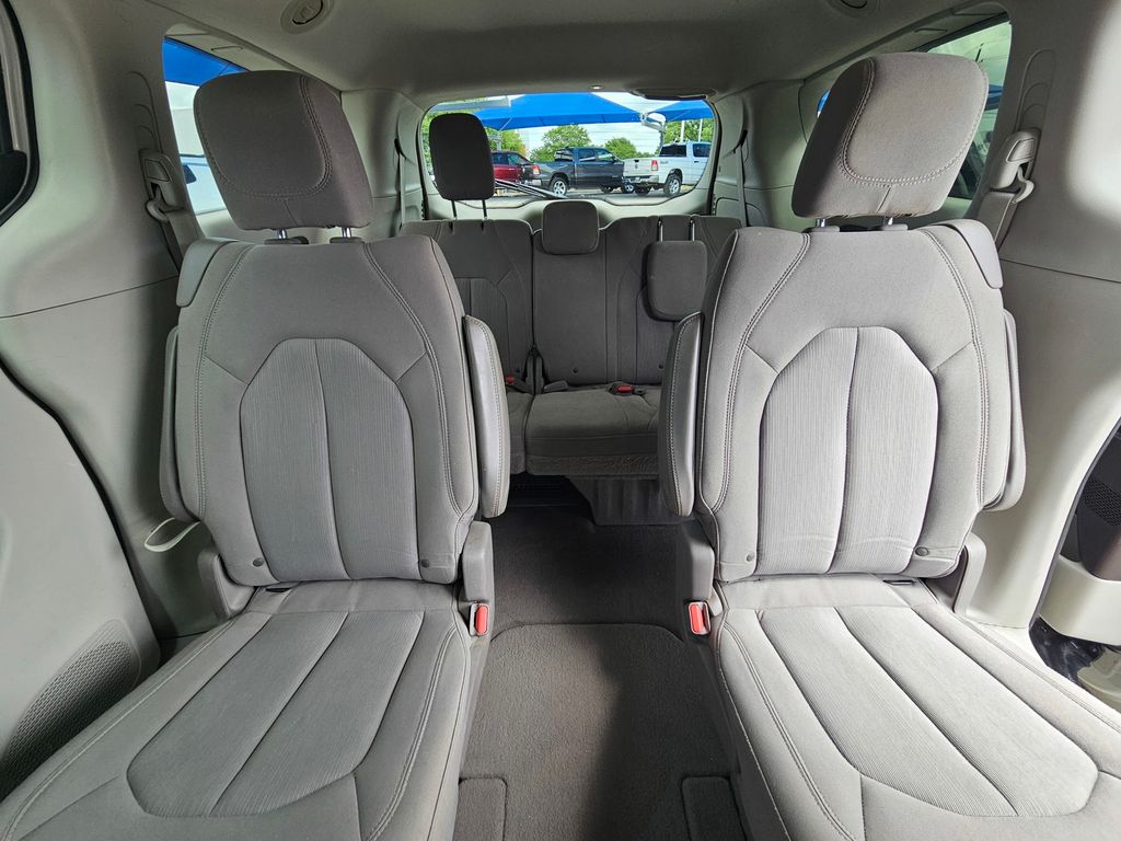 Used Car 2019 Chrysler Pacifica  Touring Plus For Sale Under $20,000 In San Marcos, Texas