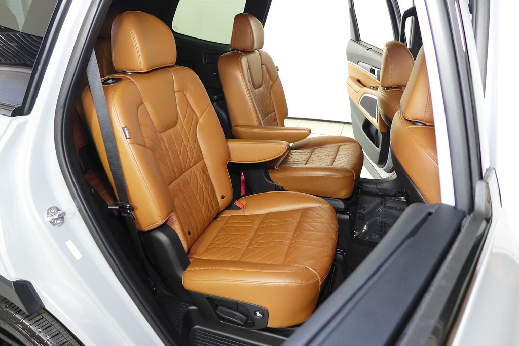 Thumbnail: 2024 Kia Telluride - 20