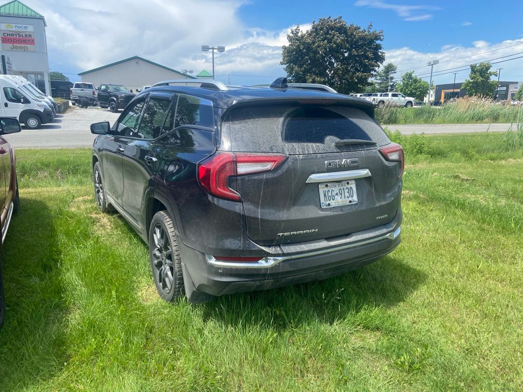 2023 GMC Terrain — photo 4