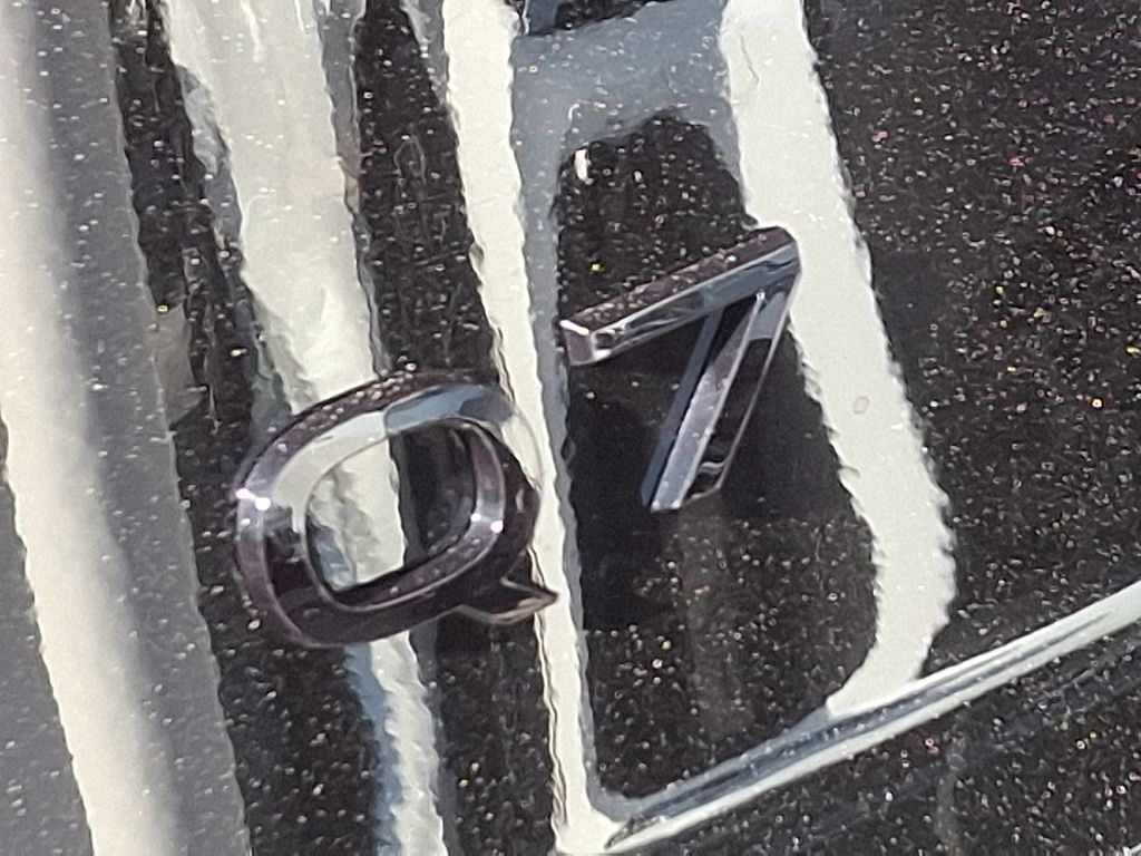 Thumbnail: 2026 Audi Q7 - 22