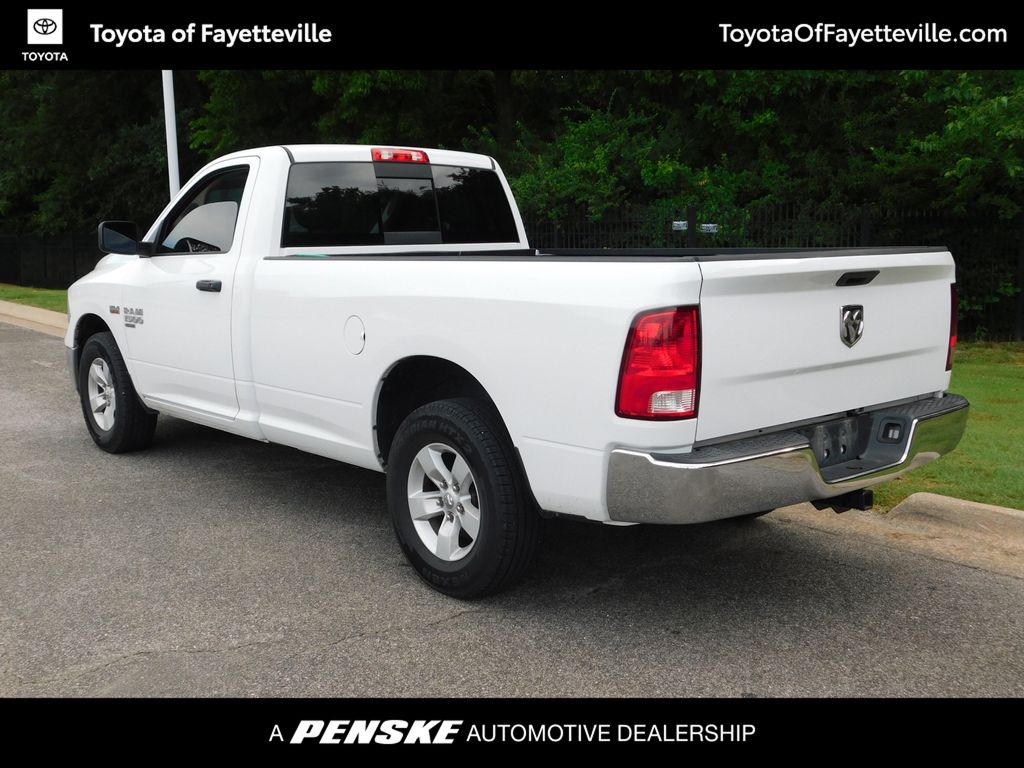 Thumbnail: 2019 RAM 1500 Classic - 3