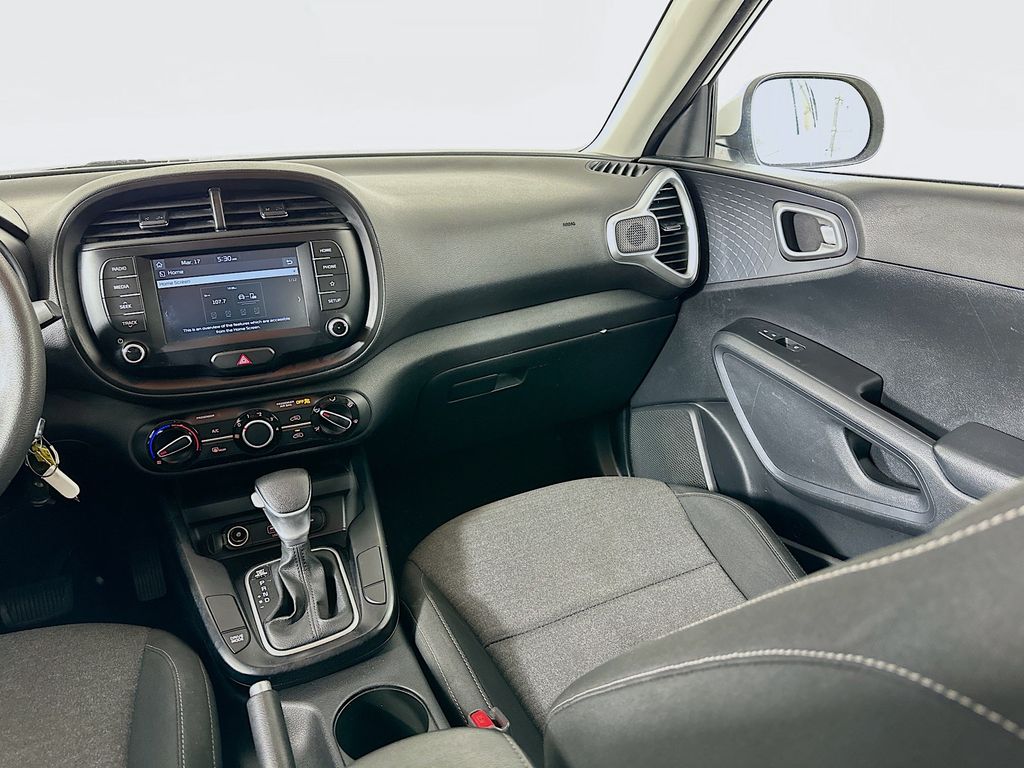2021 Kia Soul S 22