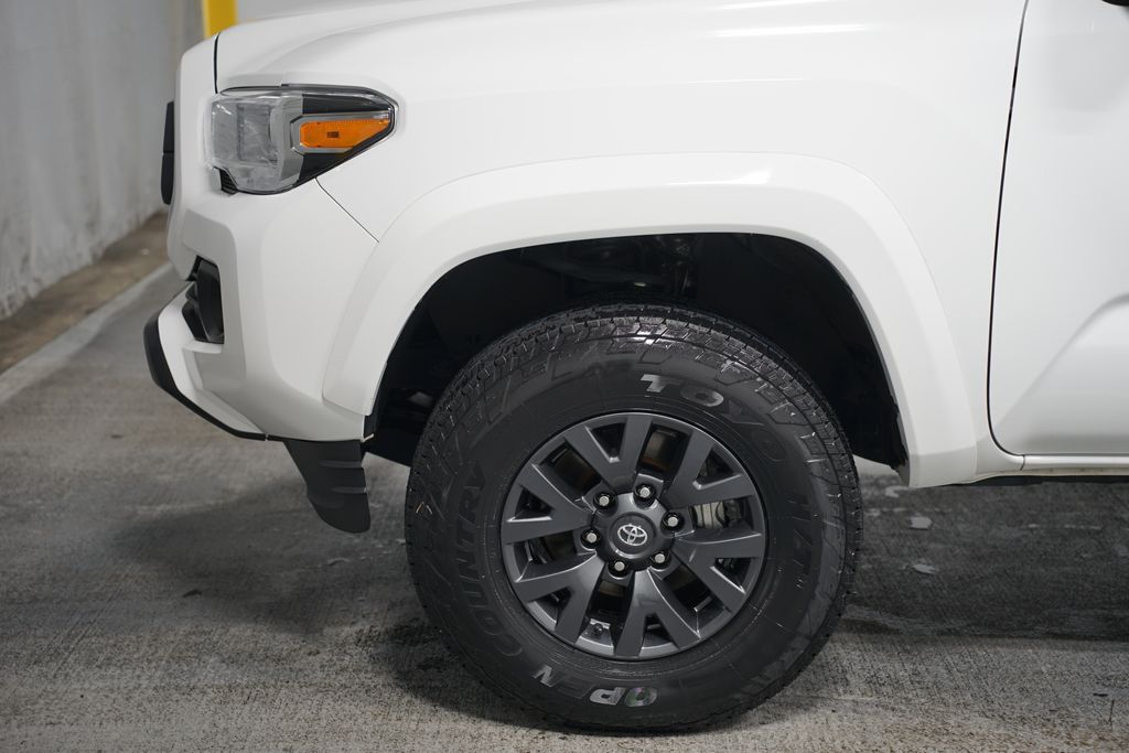 2023 Toyota Tacoma SR5 5