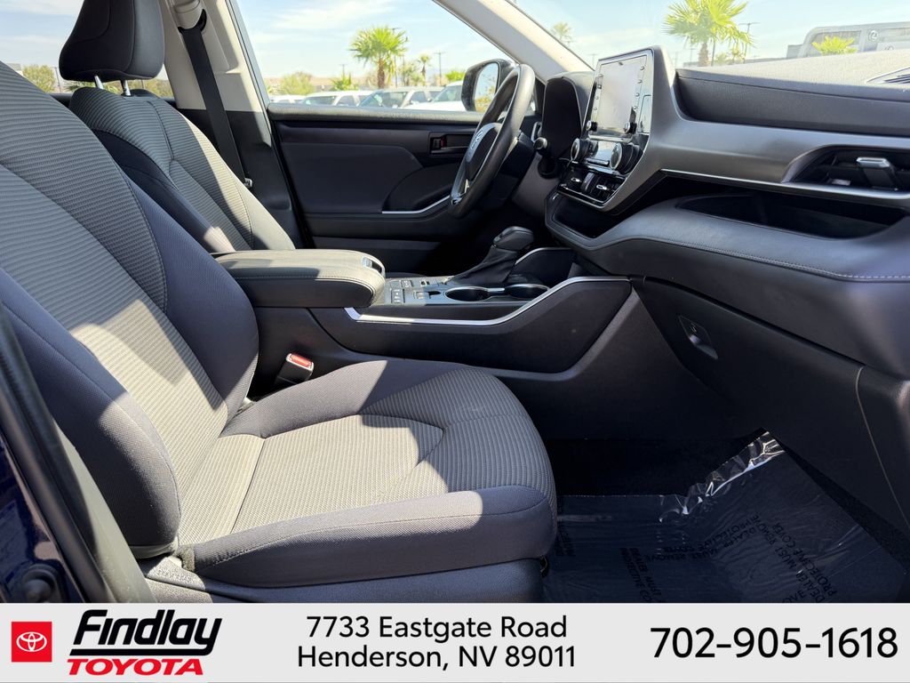 Used 2021 Toyota Highlander SUV