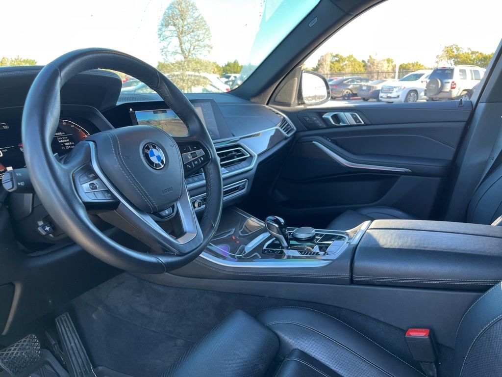 Thumbnail: 2022 BMW X5 - 21