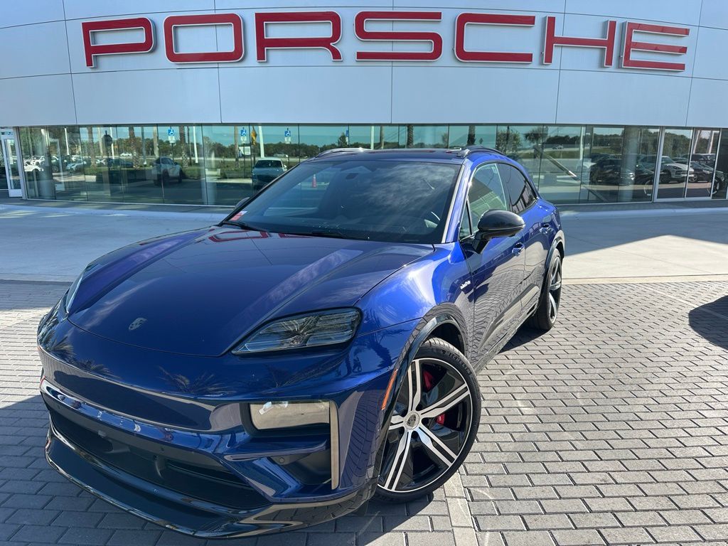 2024 Porsche Macan Turbo -
                Davie, FL