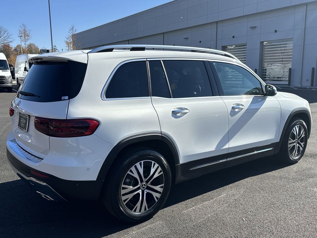 2024 Mercedes-Benz GLB GLB 250 8