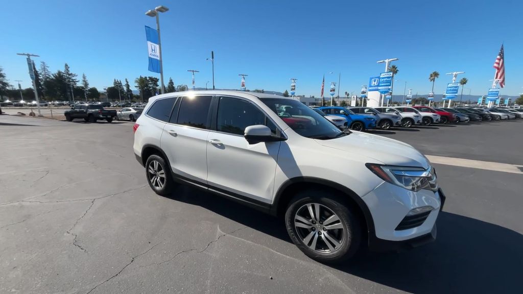 Thumbnail: 2017 Honda Pilot - 2