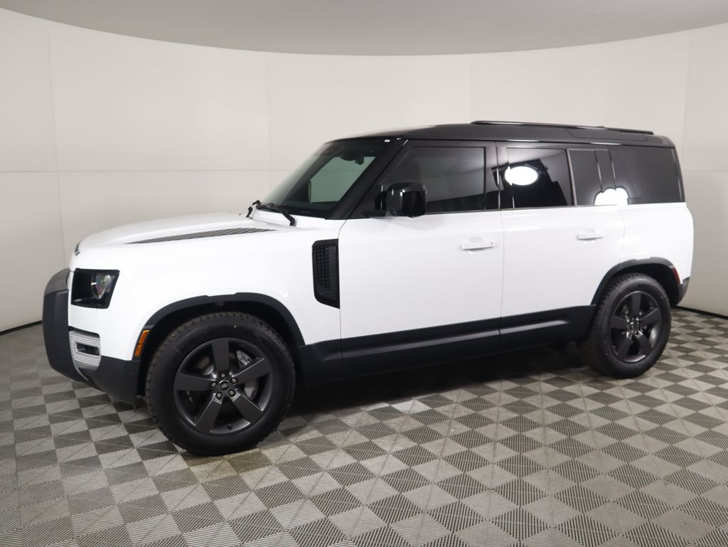 Thumbnail: 2025 Land Rover Defender - 8