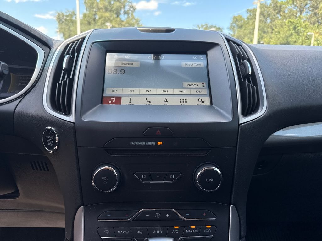 2018 Ford Edge SEL photo 19