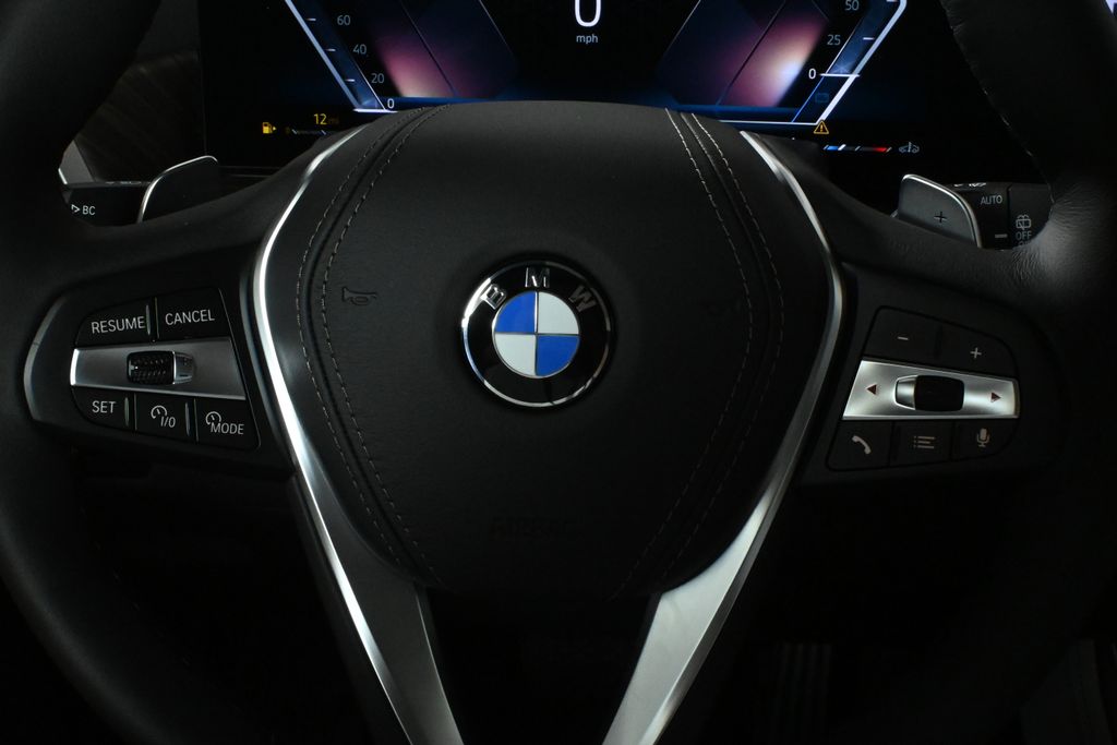 Thumbnail: 2026 BMW X5 - 19