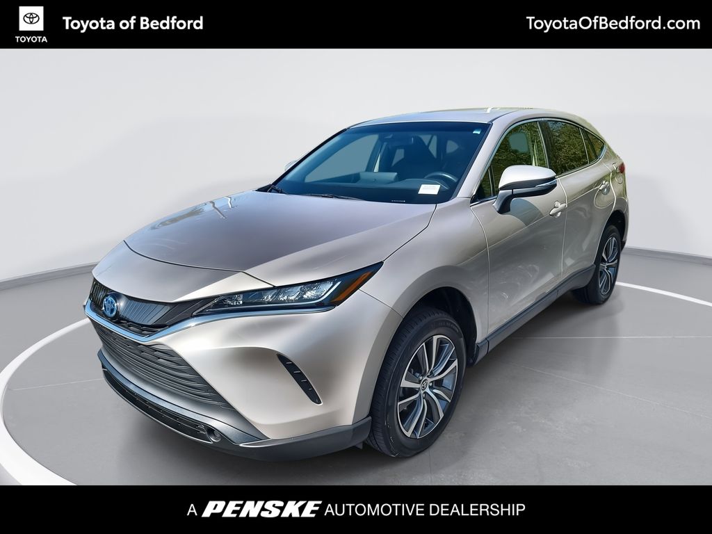 2022 Toyota Venza LE -
                Bedford, OH