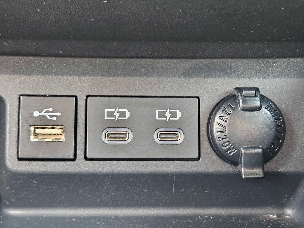 Used Car 2024 Toyota Highlander  Le For Sale Under $35,000 In San Marcos, Texas