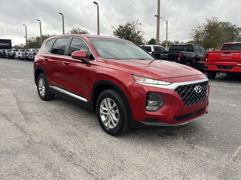 2019 Hyundai Santa Fe SE 2