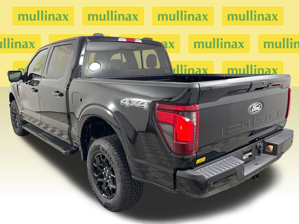 New 2026 Black Ford XLT image 3