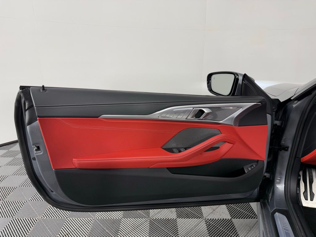 2024 BMW 8 Series 840i 10