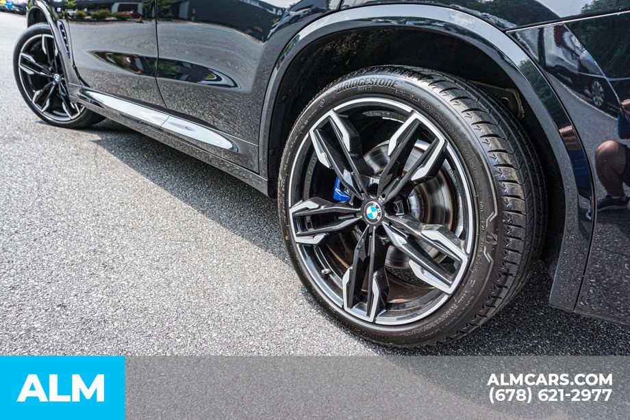 Used 2022 Black BMW M40i image 16