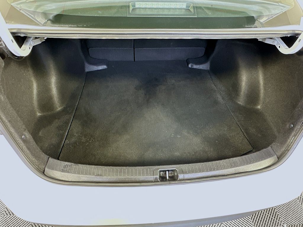 Thumbnail: 2024 Toyota Corolla - 25