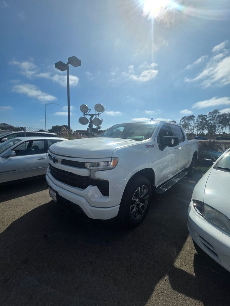 Summit White 2022 Chevrolet Silverado 1500 Pickup Truck Four-Wheel Drive Automatic