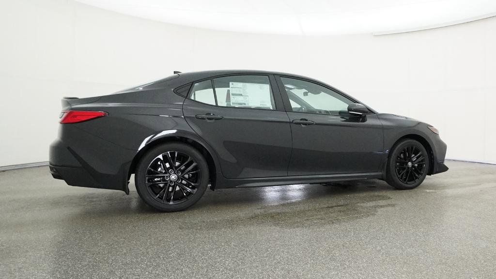 Thumbnail: 2025 Toyota Camry - 20
