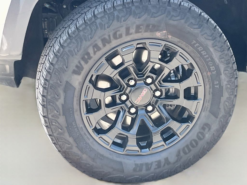 Used 2026 Beige GMC Elevation image 32