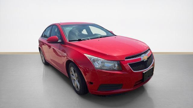 Red Hot 2014 Chevrolet Cruze Sedan Front-Wheel Drive 6-Speed Automatic Overdrive