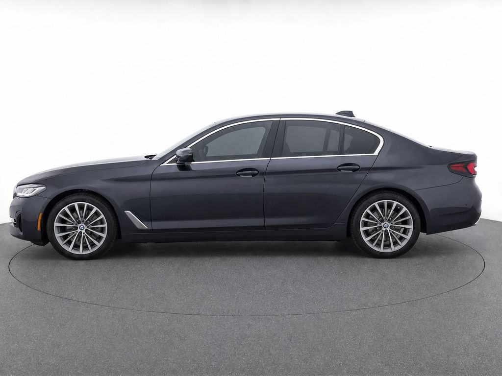Thumbnail: 2023 BMW 5 Series - 6