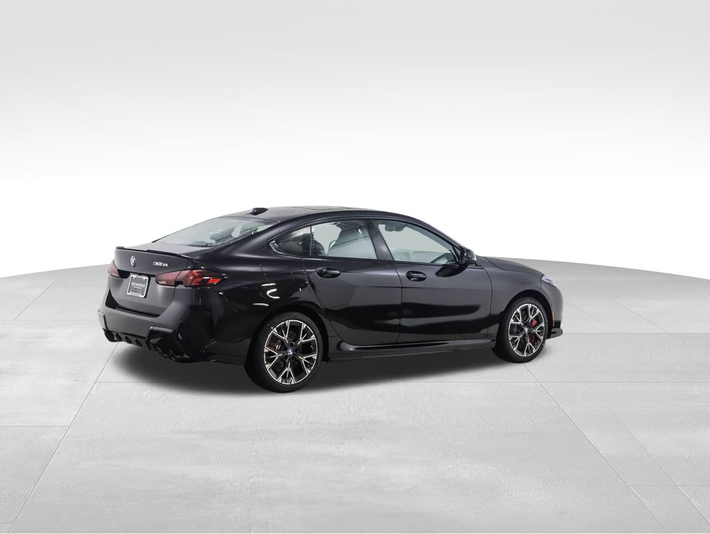 Thumbnail: 2025 BMW 2 Series - 5