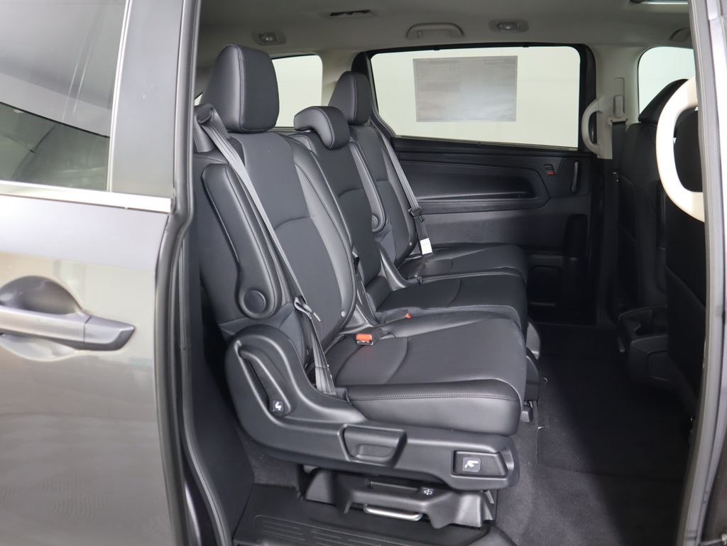 Thumbnail: 2026 Honda Odyssey - 22