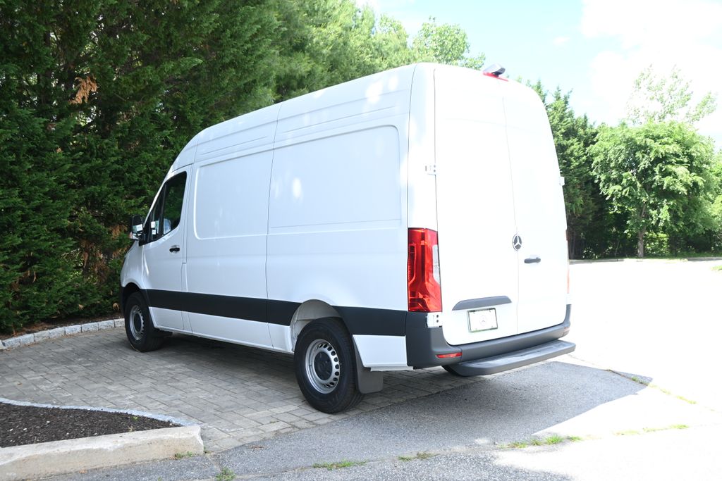 Thumbnail: 2026 Mercedes-Benz Sprinter - 5