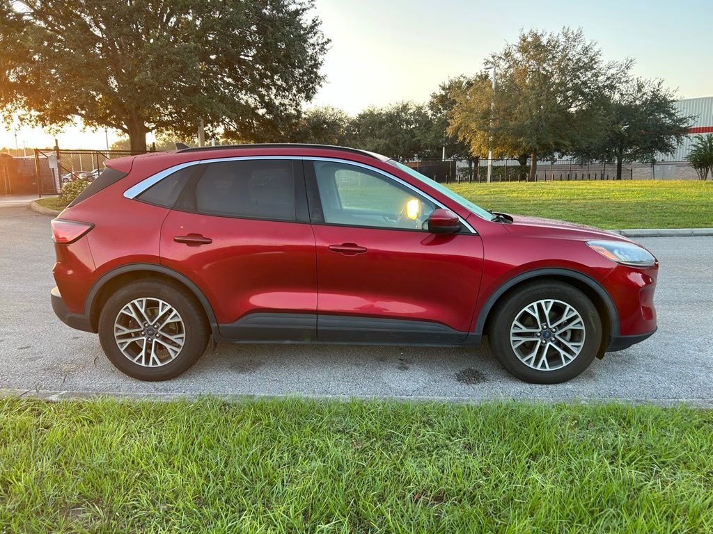 Thumbnail: 2020 Ford Escape - 5