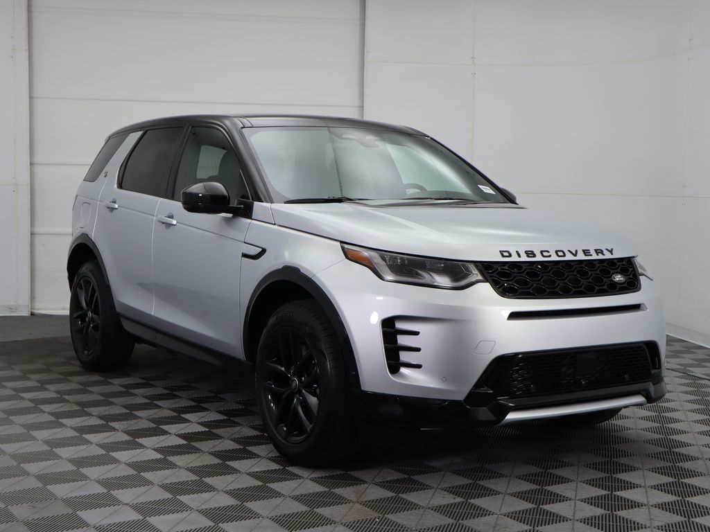 Thumbnail: 2024 Land Rover Discovery Sport - 3