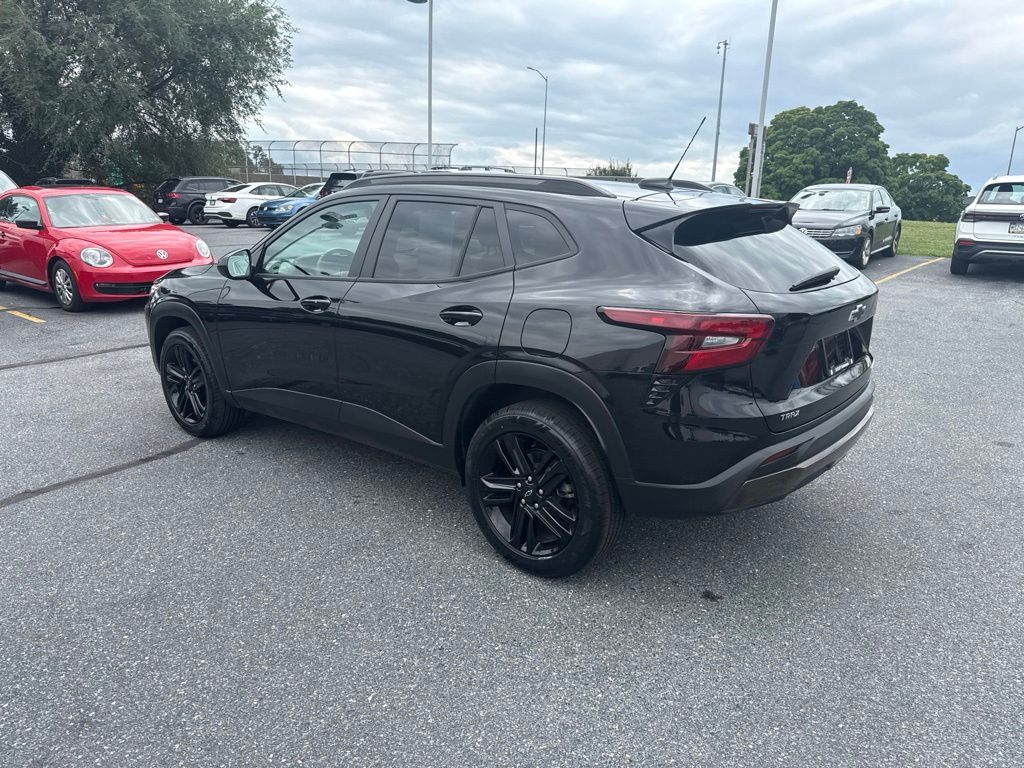 2025 Chevrolet Trax ACTIV Black at Klick Lewis Buick Chevrolet