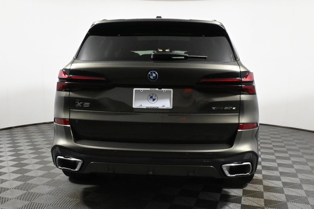 Thumbnail: 2026 BMW X5 - 6